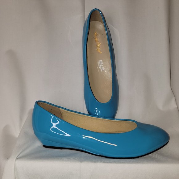Angel Steps Shoes - Angel Steps 1" heel - Light blue - Size 8.5W - NWOT - Flats